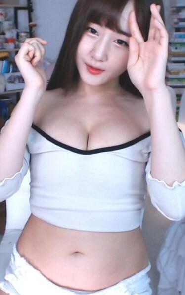 菠萝视频app黄板下载
